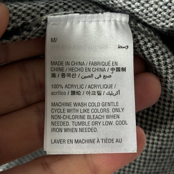 Bar III Women's Gray Black Jacquard Open Front Shawl Cardigan Sweater Size M - Picture 7 of 11